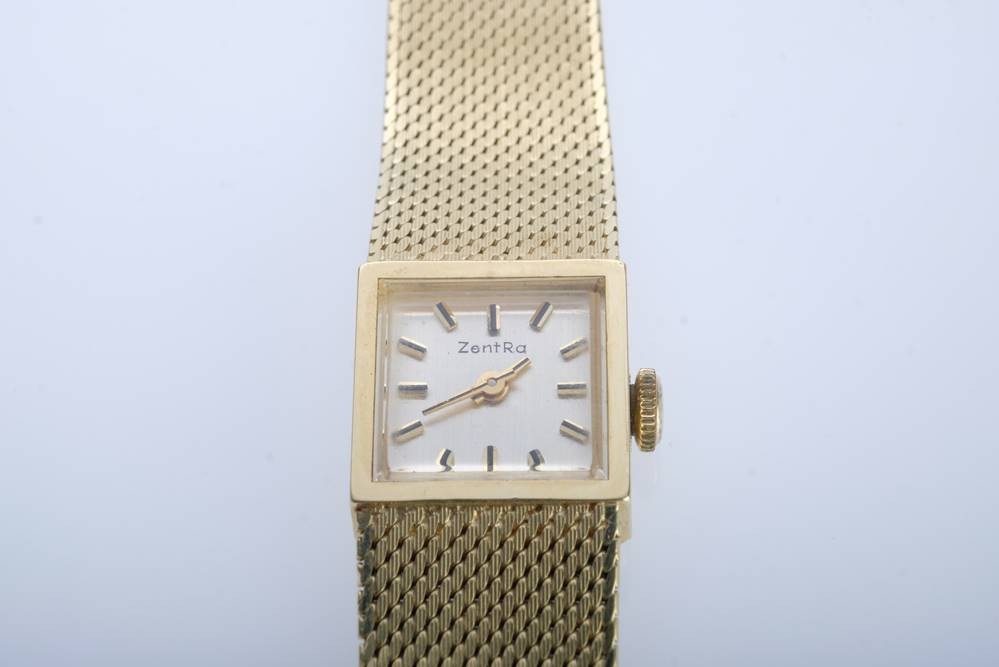 Auktion Kunst und Antiquitäten ARMBANDUHR ZentRa