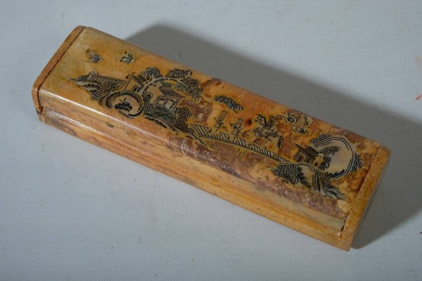 STEIN Kalligraphie-Dose, China, 17,5x4,5x3cm