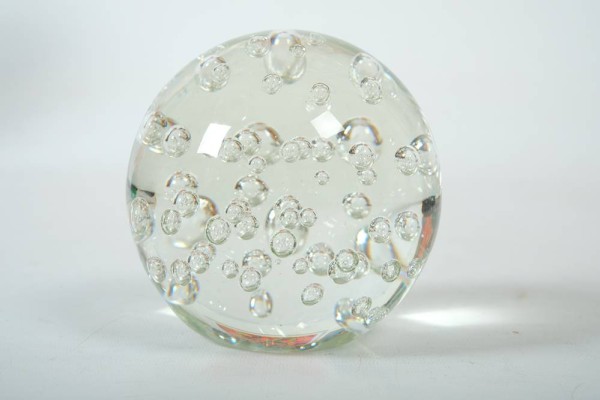 PAPERWEIGHT mit Lufteinschlüssen, Kristallkugel 2,15kg schwer