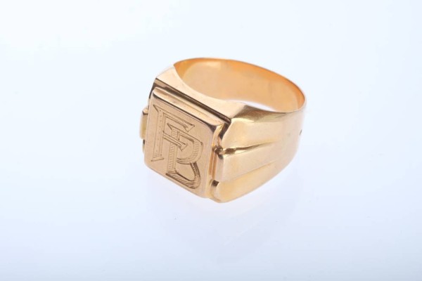 SIEGEL-RING viereckige Siegel-Fläche mit Monogramm 