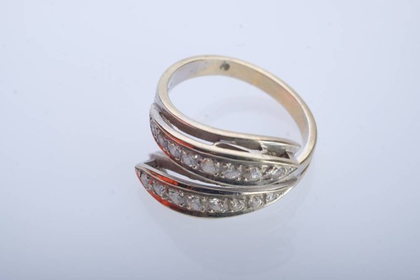 RING offene Form, besetzt mit 16 kleinen Brillanten, um 0,005ct bis 0,01ct, Gr. 53, 5,27g, Fassung Silber
