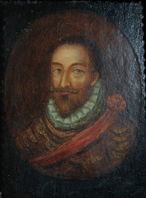 PORTRAIT eines Mannes im Stil des 16. Jh., Öl auf Holz. Der Porträtierte trägt seinen Spitzbart nach spanischer Mode. Spitzen-Halskrause, rote Schärpe. Holzplatte 11 x 8,5 cm, R 21 x18 cm.