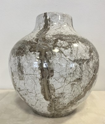 Karlsruher Majolika Kugelvase, Grau gesprenkelt, um 1976-78.