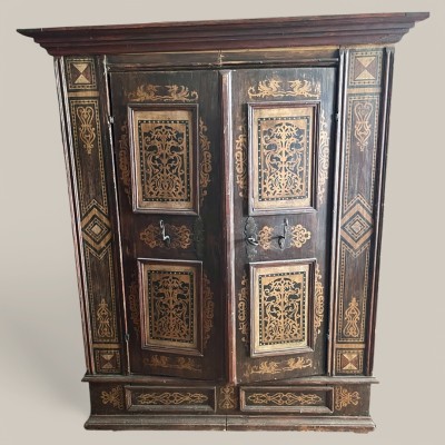 Barockschrank, Weichholz, 18. Jahrhundert.
