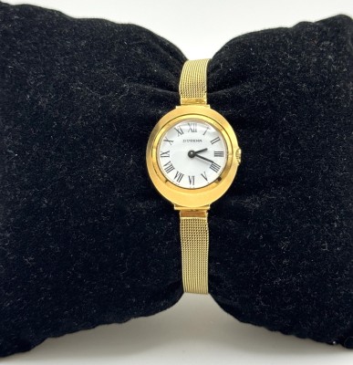 Dugena Damenarmbanduhr, 585 Gelbgold. Feine Armbanduhr mit weißem Ziffernblatt und römischen Ziffern. 12Gehäuse und Armband punziert. Funktion ungeprüft. Gesamt 14,12g.