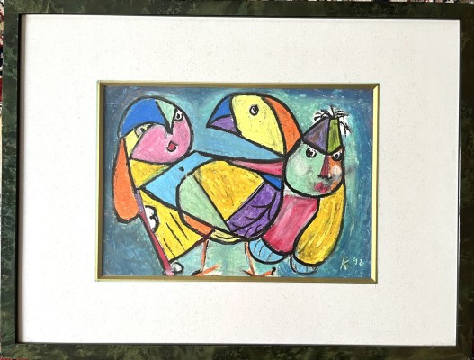 Karlsen, Thea (1931 geboren) Bunte Tiere, 1992, Mischtechnik. Drei bunte Gesichter, bei denen ein Hase erkennbar ist, sowie weitere Tiere.