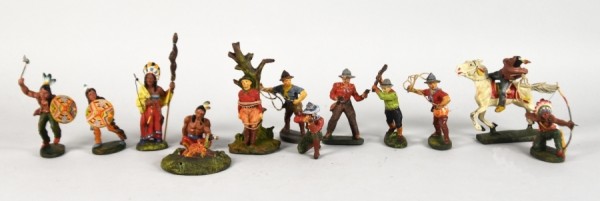 12 ELASTOLINE-FIGUREN 12 ELASTOLINE-FIGUREN