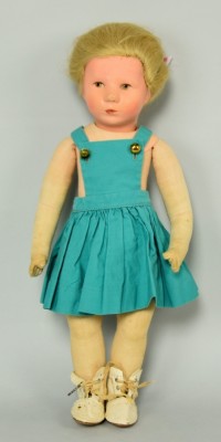 PUPPENMÄDCHEN Käthe Kruse PUPPENMÄDCHEN Käthe Kruse