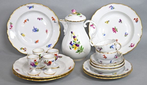 MEISSEN-LOT 16 tlg. Streublümchen und Blumenbouquets