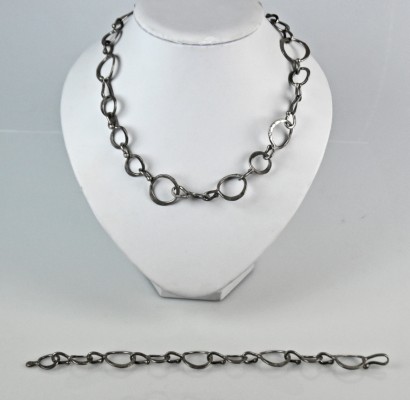 KETTE und passendes Armband KETTE und passendes Armband